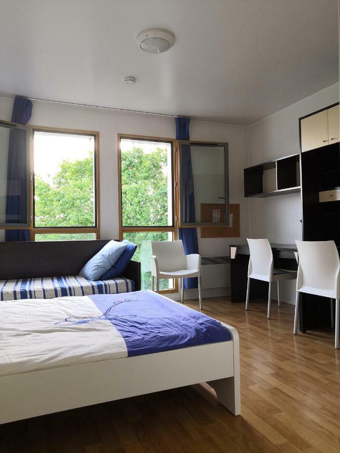 Studio Lumineux 10 Min A La Defense Rueil-Malmaison Luaran gambar